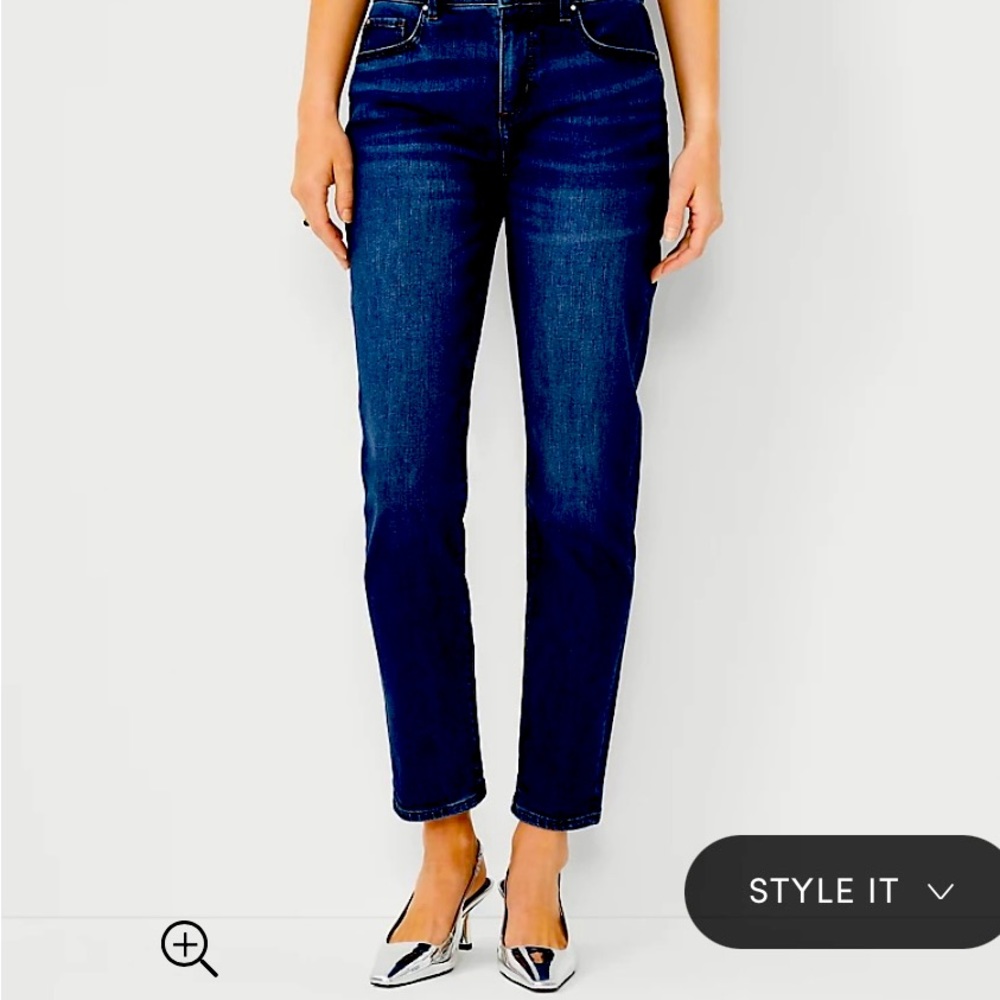 Ann Taylor Dark Denim Mid-Rise Jeans Size 8 NWT